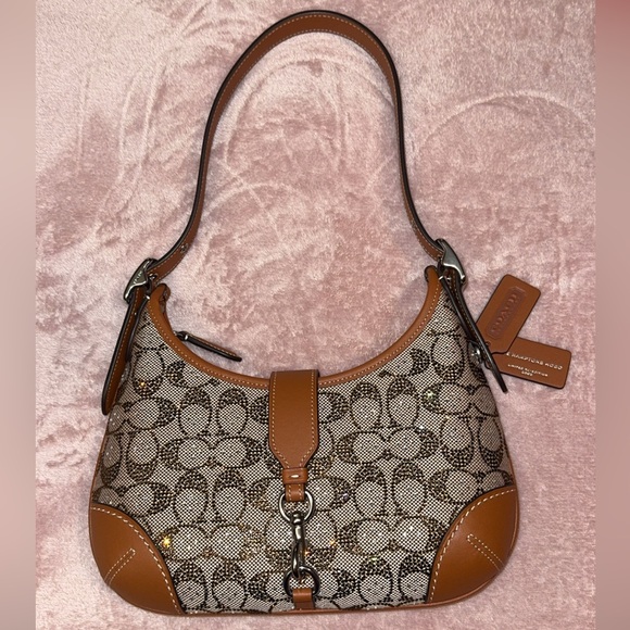 Coach Handbags - COACH THE ORIGINALS HAMPTONS HOBO BAG